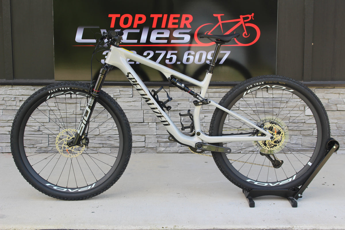 2026 Specialized Epic 8 Expert Di2 - 24lbs- NEW!