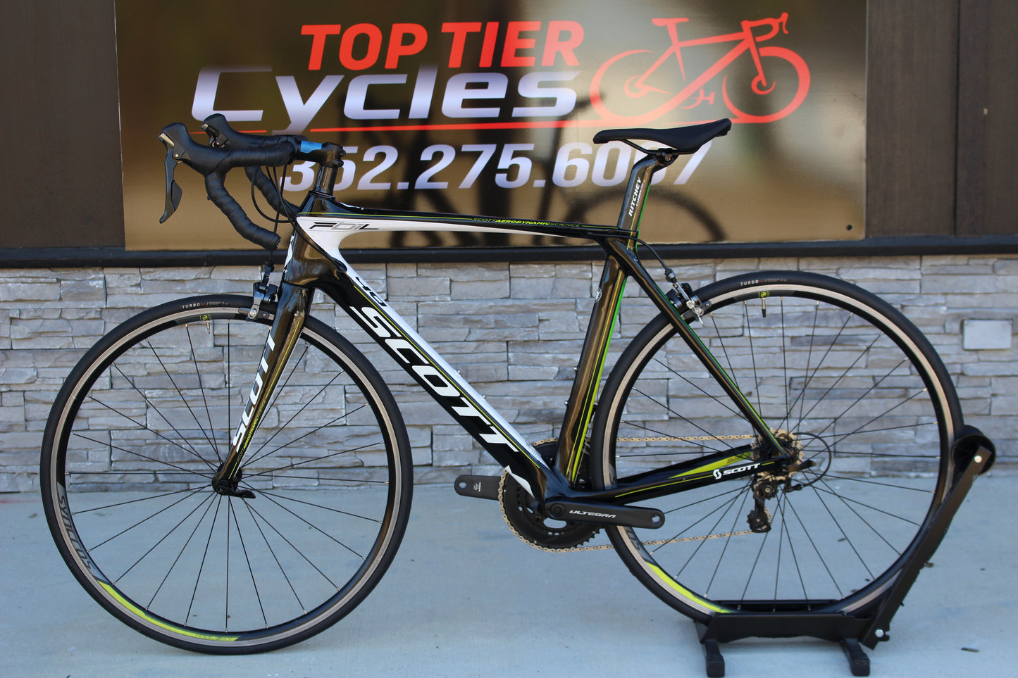 2013 Scott Foil 20- Carbon- Ultegra 22- 17 lbs
