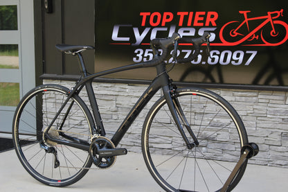 2017 Trek Domane SLR 6 - 16 lbs - Nearly New