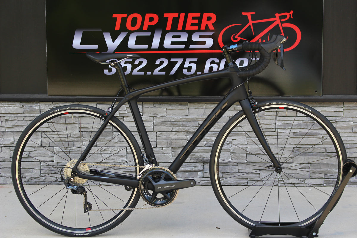 2017 Trek Domane SLR 6 - 16 lbs - Nearly New