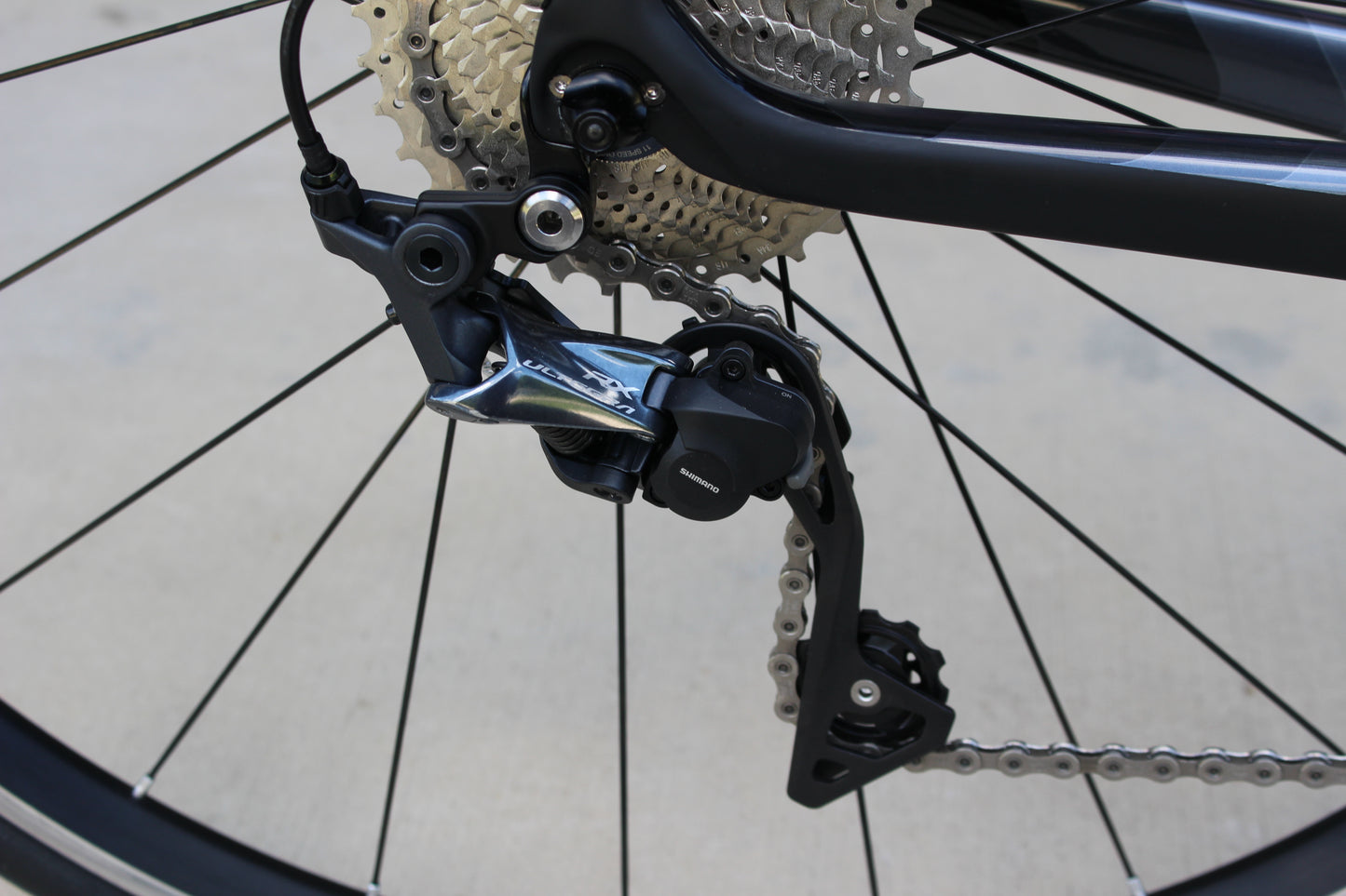 2017 Trek Domane SLR 6 - 16 lbs - Nearly New