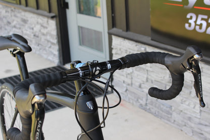 2017 Trek Domane SLR 6 - 16 lbs - Nearly New