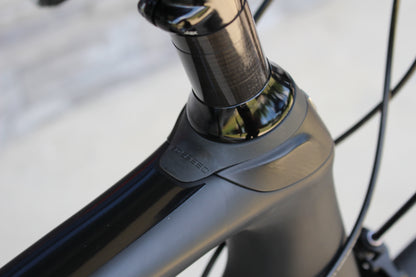 2017 Trek Domane SLR 6 - 16 lbs - Nearly New