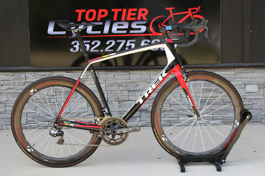2013 Trek Madone 7.9- Di2- 15lbs- Race Wheels