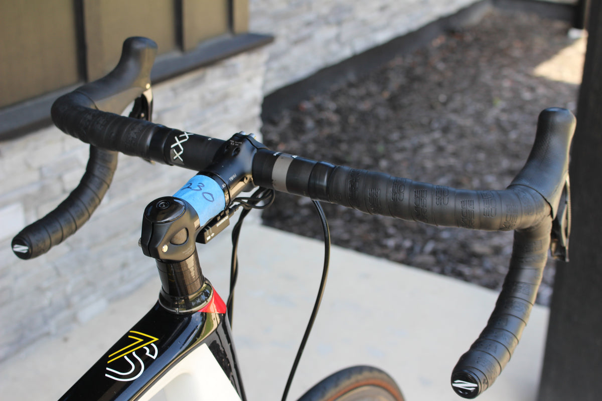 2013 Trek Madone 7.9- Di2- 15lbs- Race Wheels