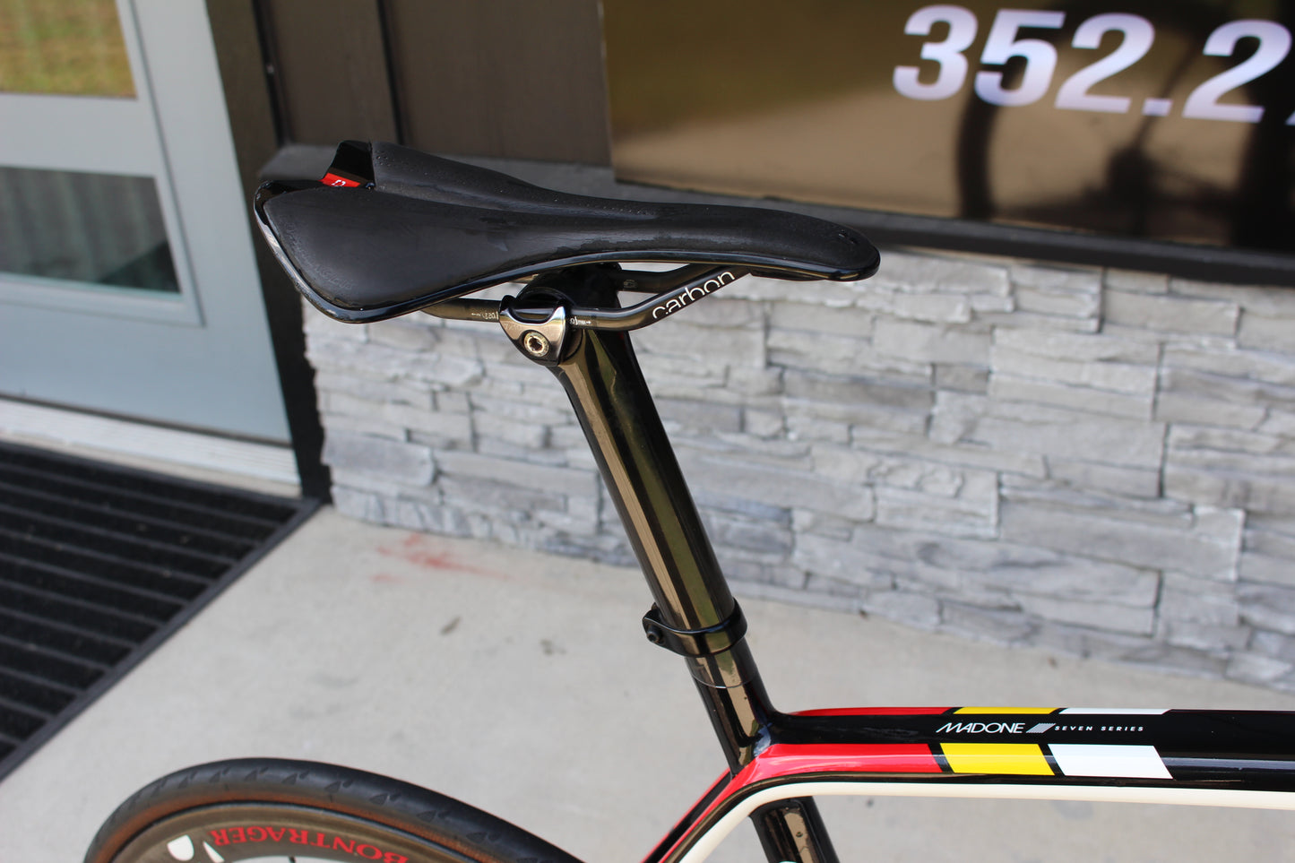 2013 Trek Madone 7.9- Di2- 15lbs- Race Wheels