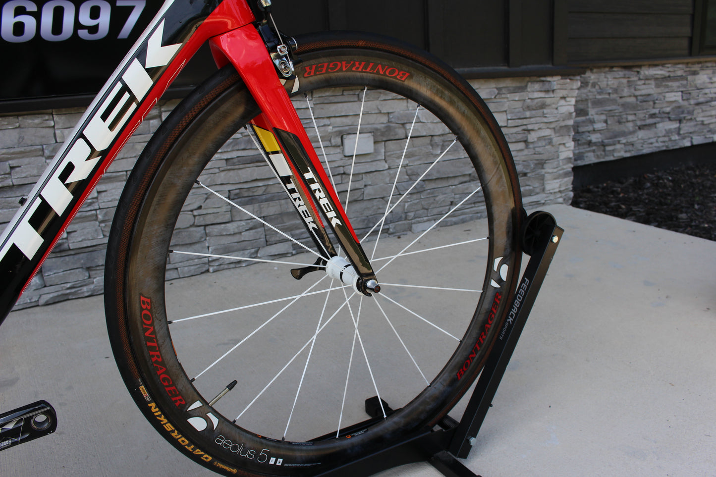 2013 Trek Madone 7.9- Di2- 15lbs- Race Wheels