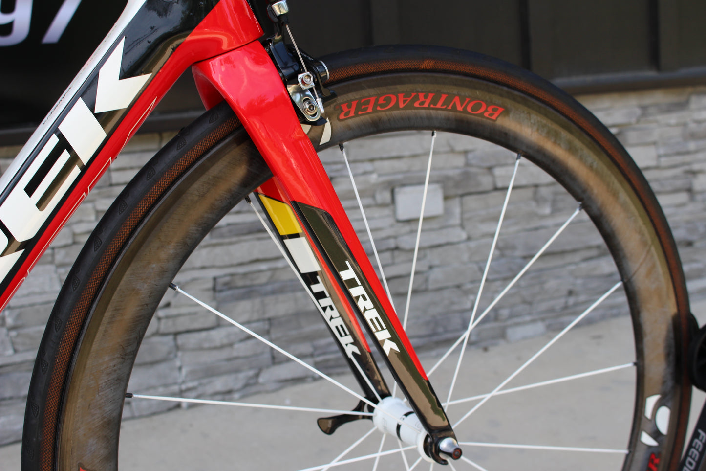 2013 Trek Madone 7.9- Di2- 15lbs- Race Wheels
