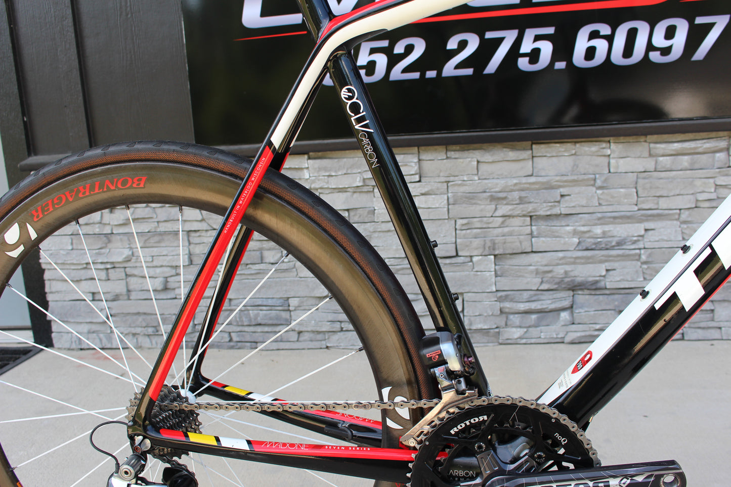 2013 Trek Madone 7.9- Di2- 15lbs- Race Wheels