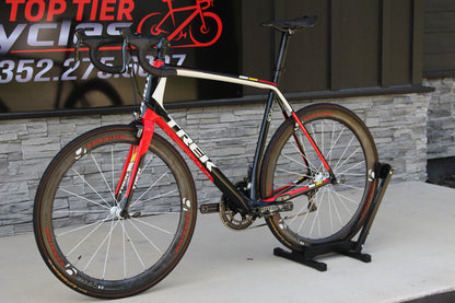 2013 Trek Madone 7.9- Di2- 15lbs- Race Wheels