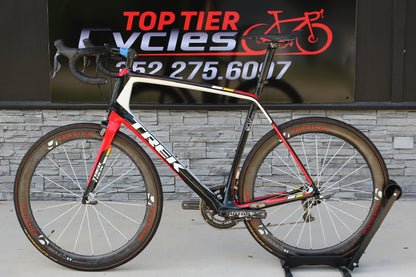 2013 Trek Madone 7.9- Di2- 15lbs- Race Wheels