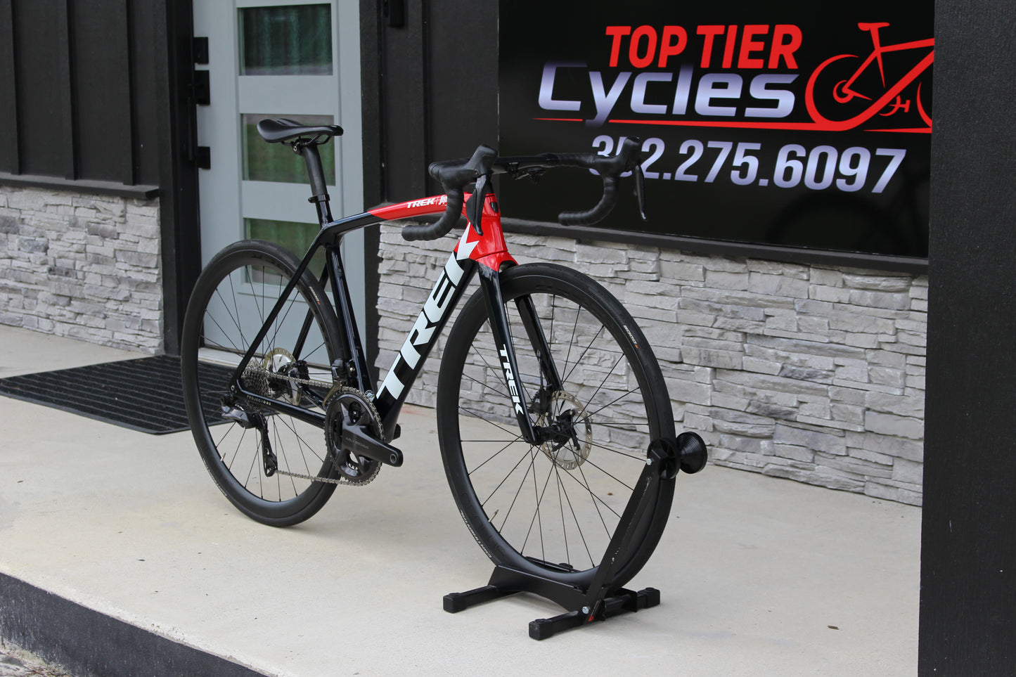 2022 Trek Emonda SLR 7 Disc- Di2 - 15lbs