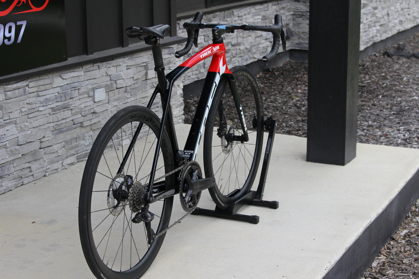 2022 Trek Emonda SLR 7 Disc- Di2 - 15lbs