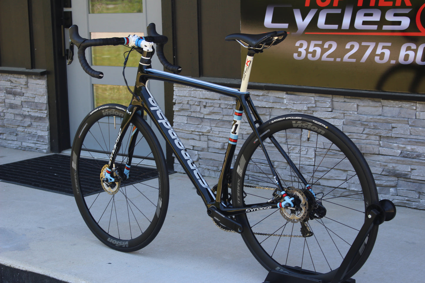 2015 Cannondale Synapse Hi-Mod- Di2- Disc- 17lbs