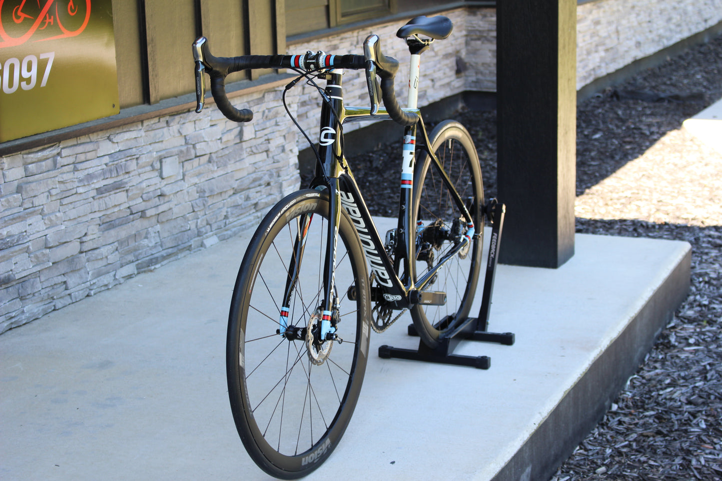 2015 Cannondale Synapse Hi-Mod- Di2- Disc- 17lbs