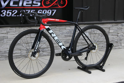 2022 Trek Emonda SLR 7 Disc- Di2 - 15lbs