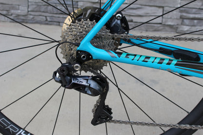 2018 Giant TCR Advanced SL 1 Disc- Di2- 15lbs