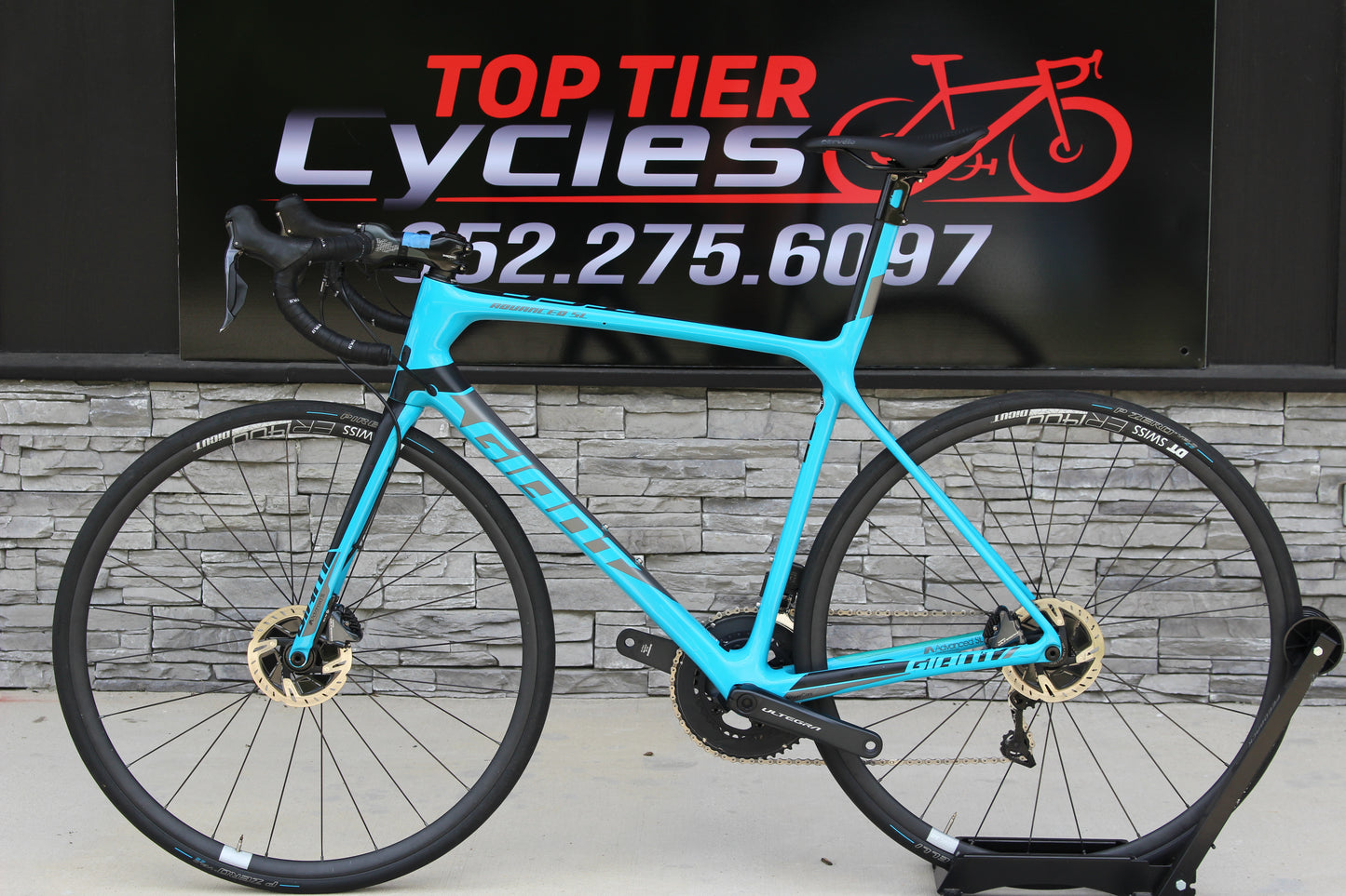2018 Giant TCR Advanced SL 1 Disc- Di2- 15lbs