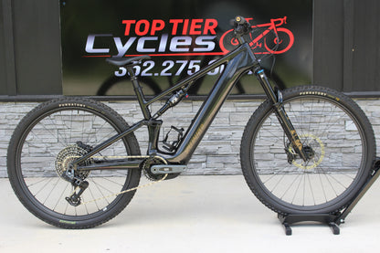 2026 Specialized Levo R Expert- Only 139 miles!- Like new!