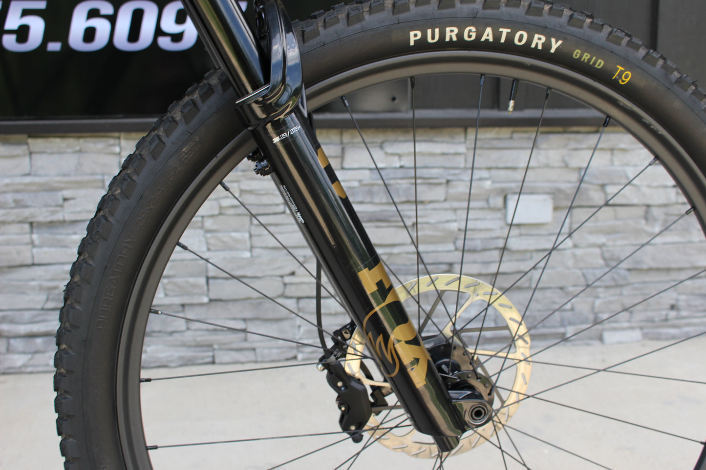 2026 Specialized Levo R Expert- Only 139 miles!- Like new!