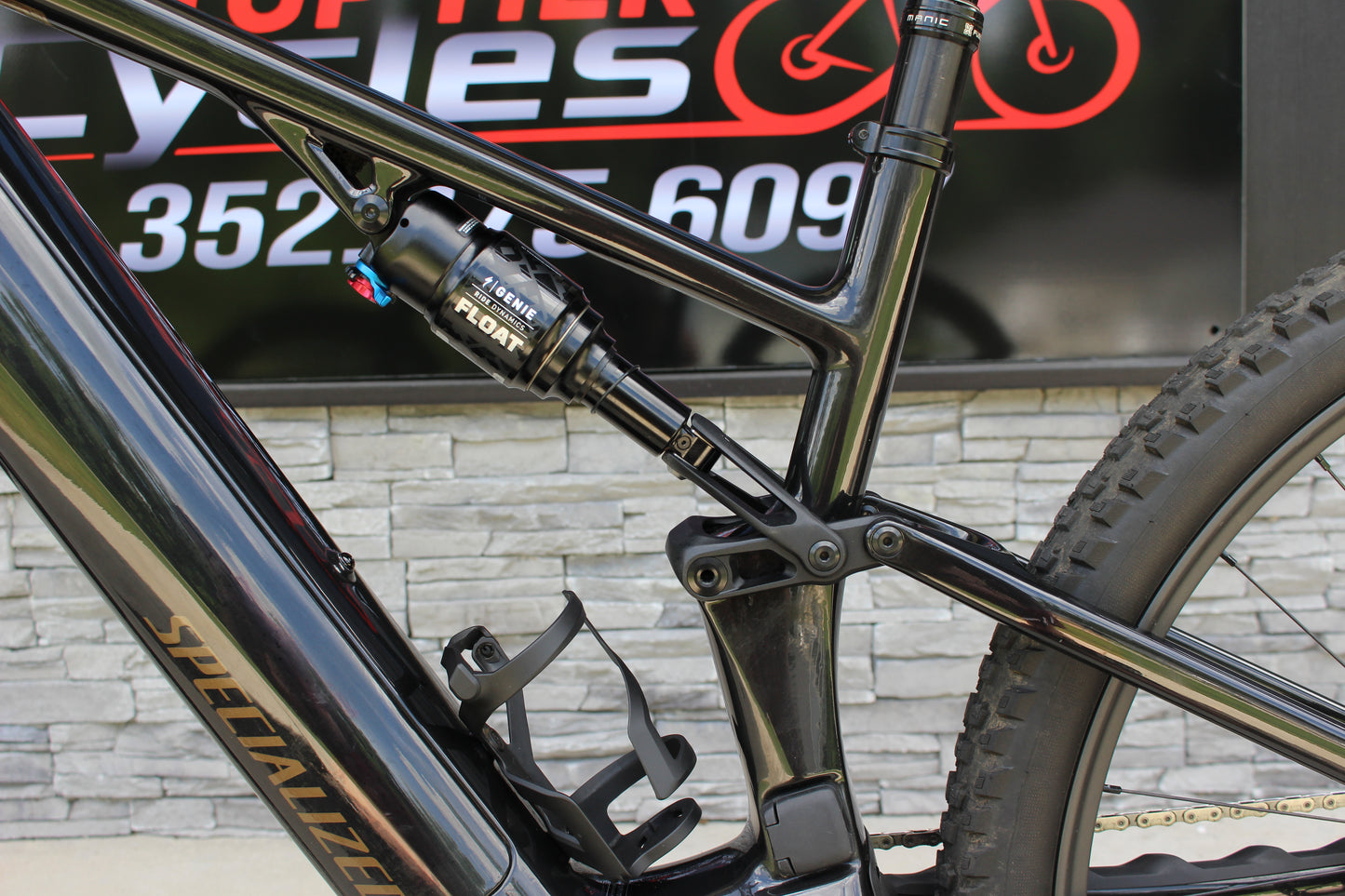 2026 Specialized Levo R Expert- Only 139 miles!- Like new!