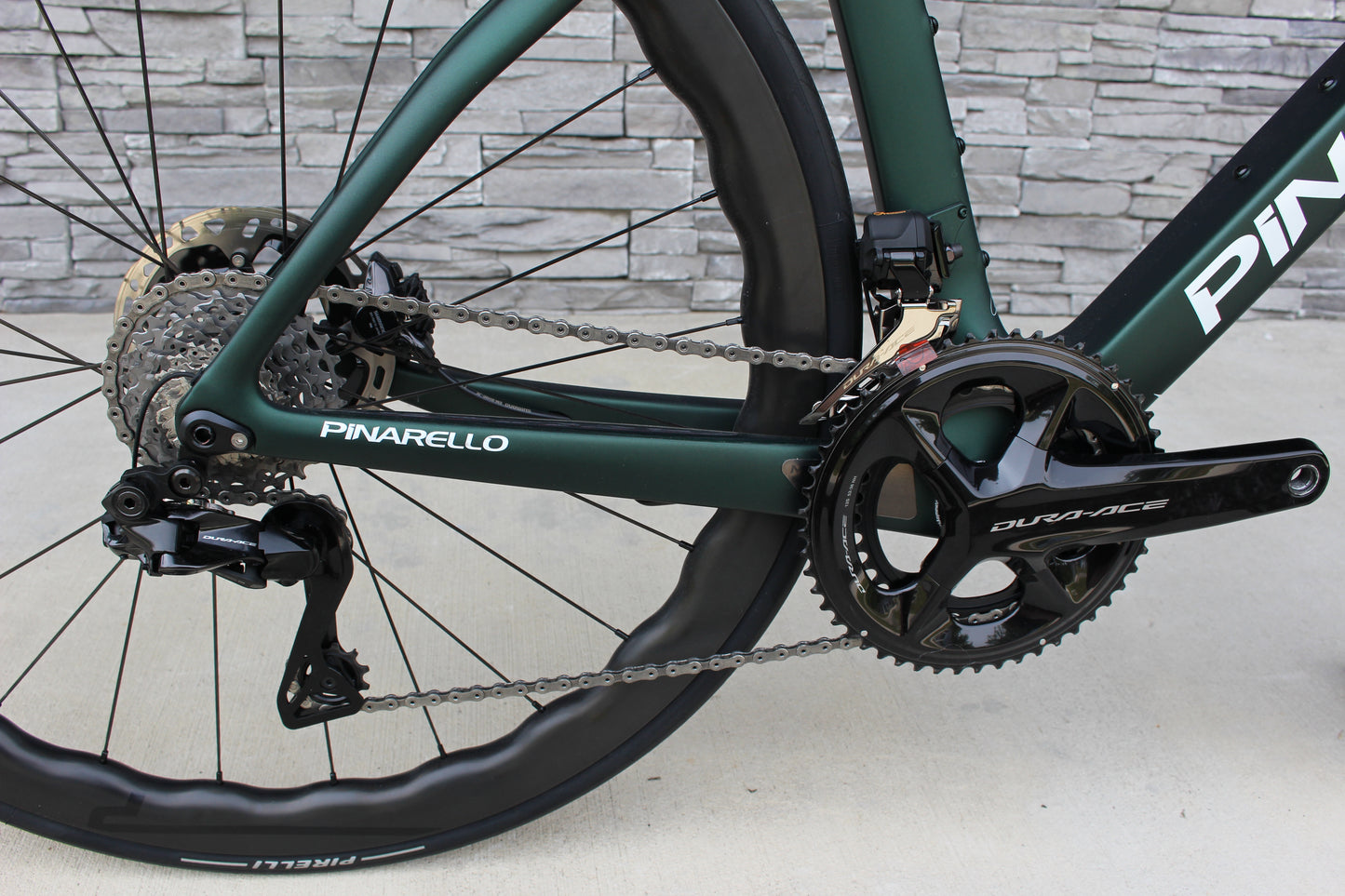 2025 Pinarello F9- Dura-Ace Di2 Disc-BRAND NEW