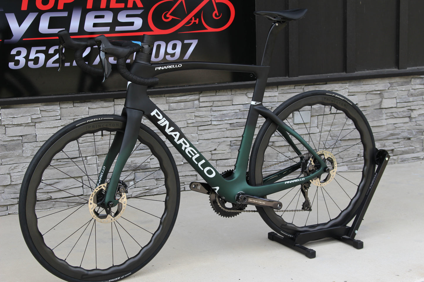 2025 Pinarello F9- Dura-Ace Di2 Disc-BRAND NEW