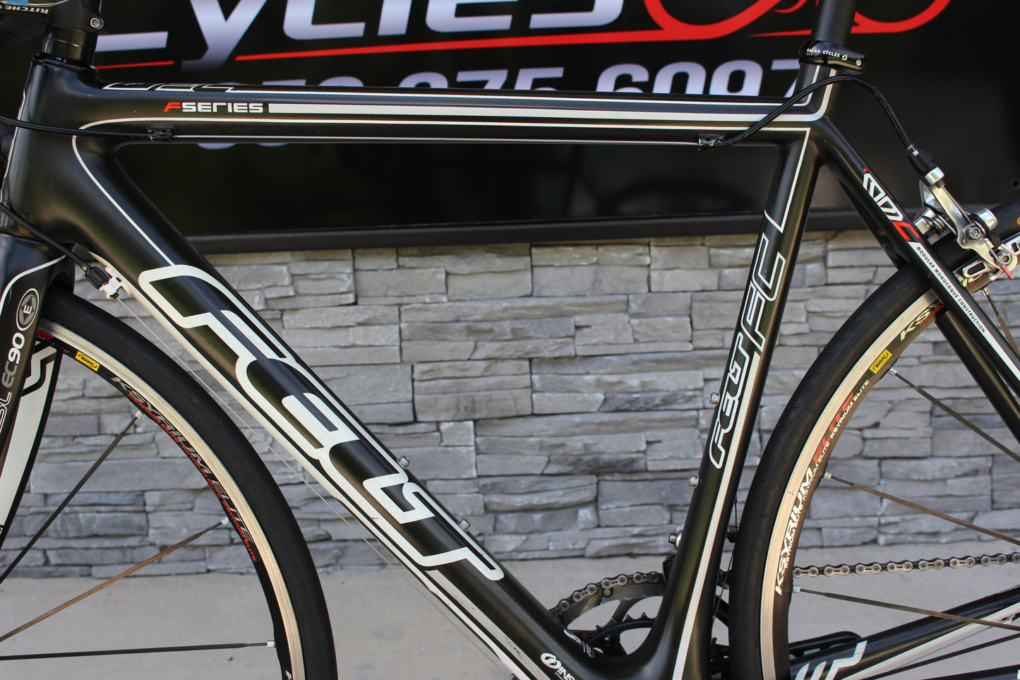 2011 Felt FC- Full Carbon Road- SRAM Red- 15lbs