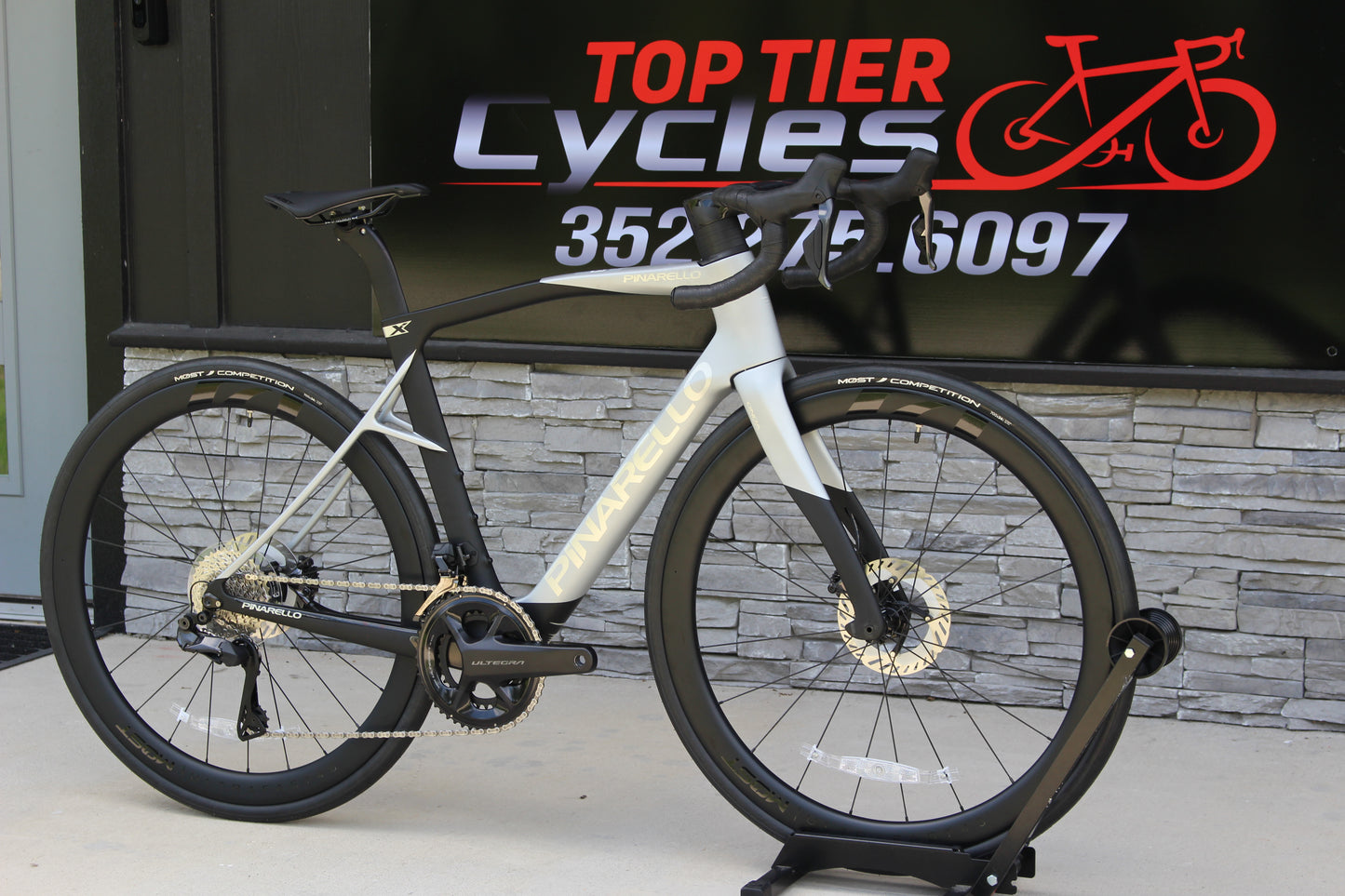 2026 Pinarello X7- Ultegra Di2 Disc- BRAND NEW - 0 MIles!