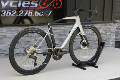 2026 Pinarello X7- Ultegra Di2 Disc- BRAND NEW - 0 MIles!