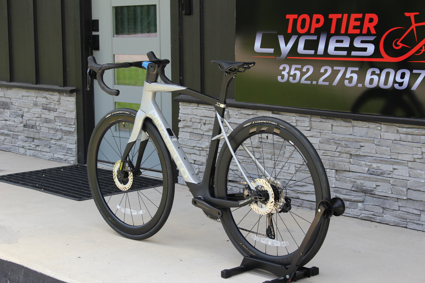 2026 Pinarello X7- Ultegra Di2 Disc- BRAND NEW - 0 MIles!