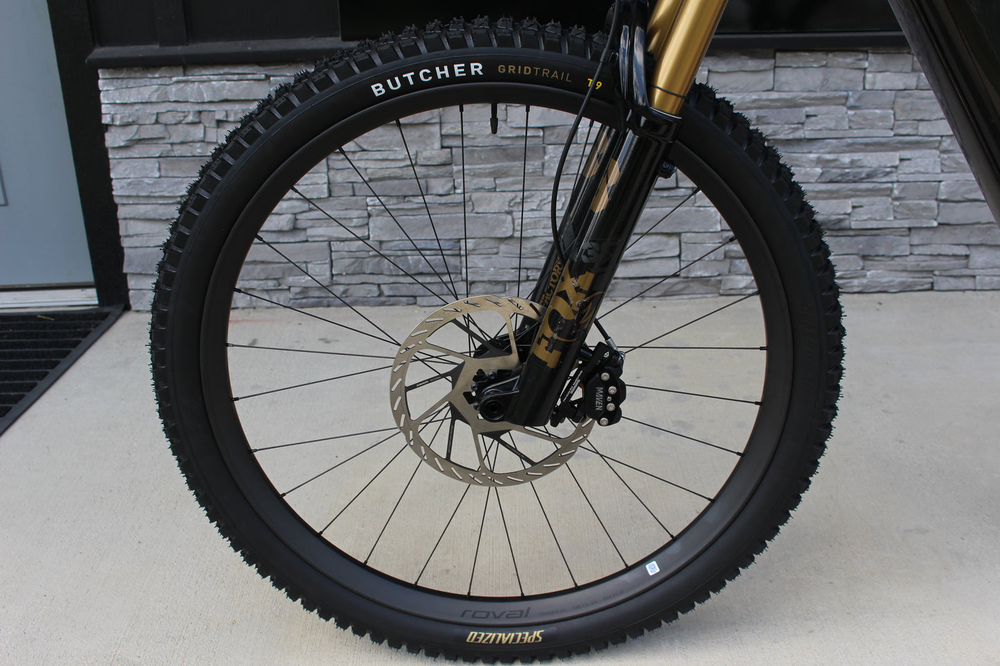 2026 Specialized Levo 4 Pro - Only 475 miles! - Like new!