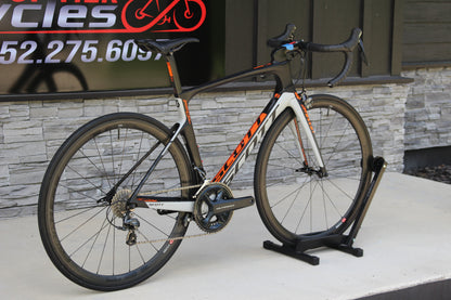 2017 Scott Foil 20- Carbon- Race Wheels- 15 lbs