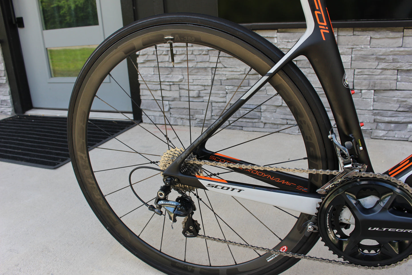 2017 Scott Foil 20- Carbon- Race Wheels- 15 lbs