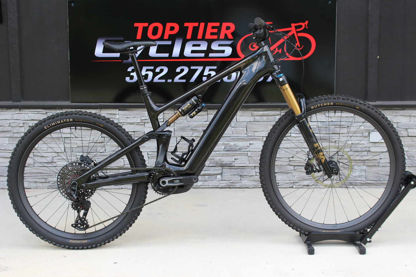 2026 Specialized Levo 4 Pro - Only 246 miles! - Like new!