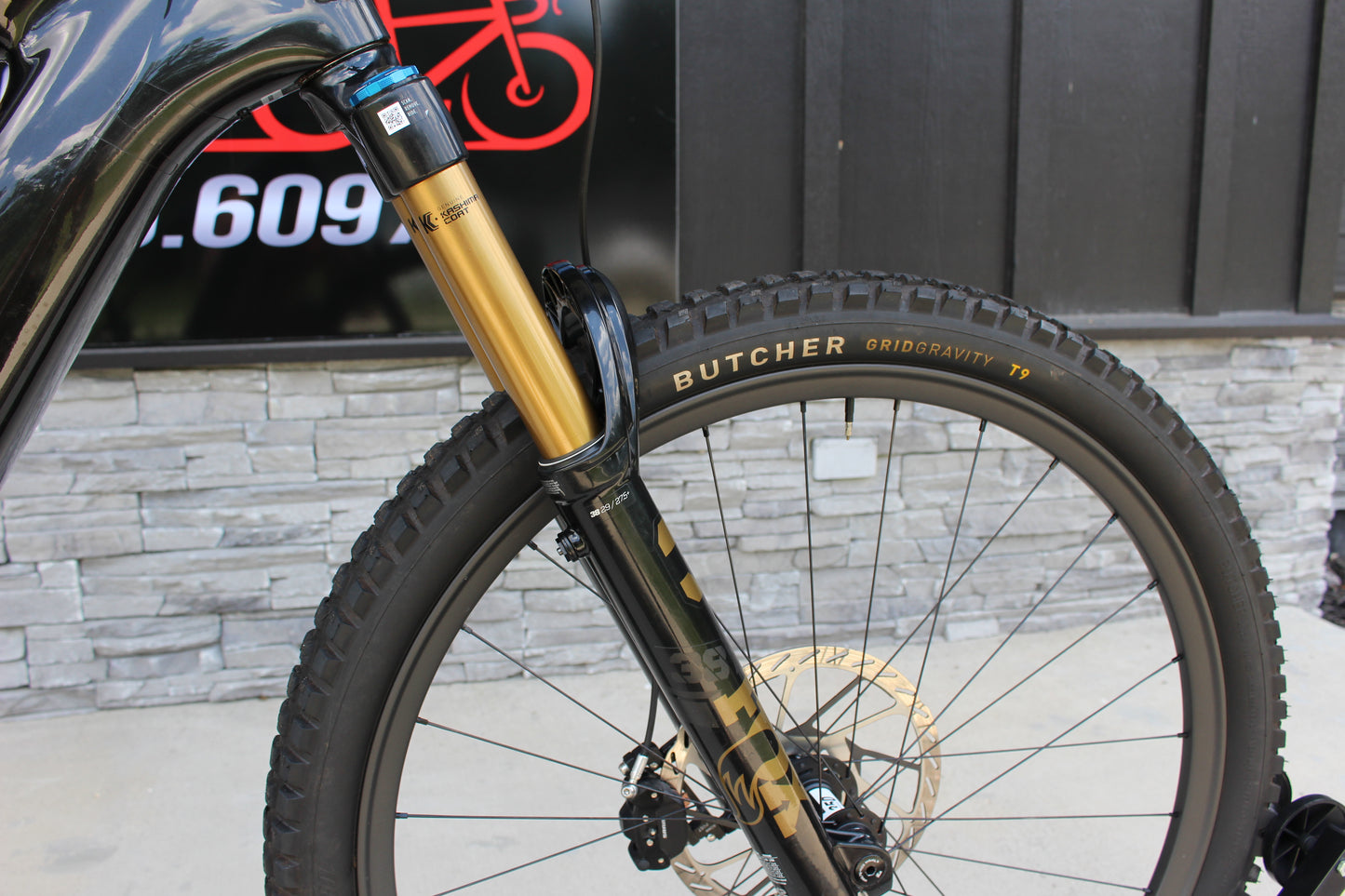 2026 Specialized Levo 4 Pro - Only 246 miles! - Like new!