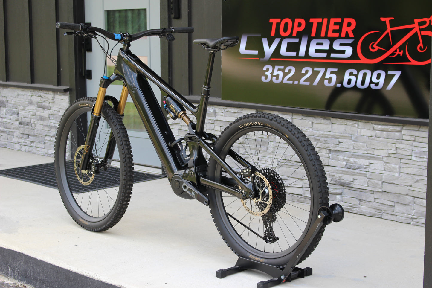 2026 Specialized Levo 4 Pro - Only 246 miles! - Like new!