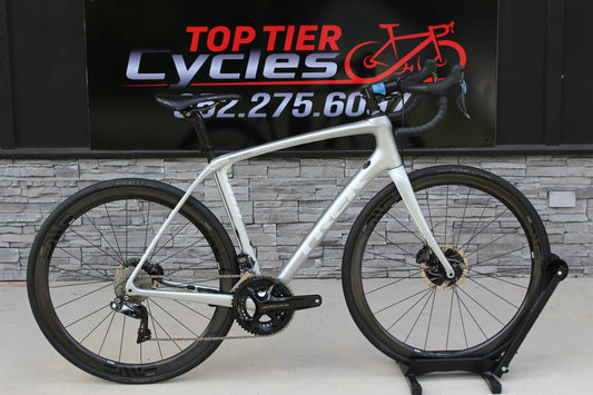 2019 Trek Domane SLR 9 Di2 Disc!- Enve wheels