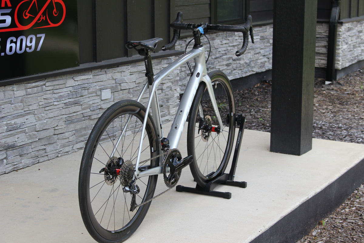 2019 Trek Domane SLR 9 Di2 Disc!- Enve wheels