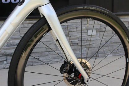 2019 Trek Domane SLR 9 Di2 Disc!- Enve wheels