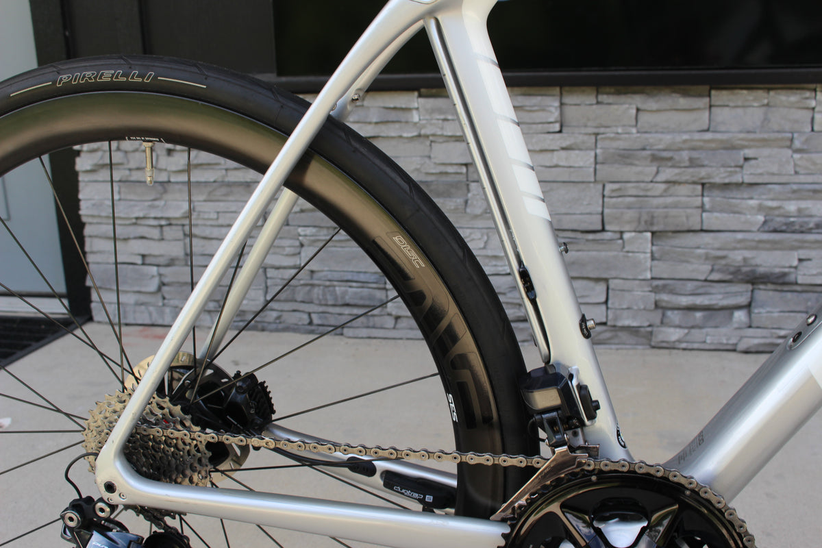 2019 Trek Domane SLR 9 Di2 Disc!- Enve wheels