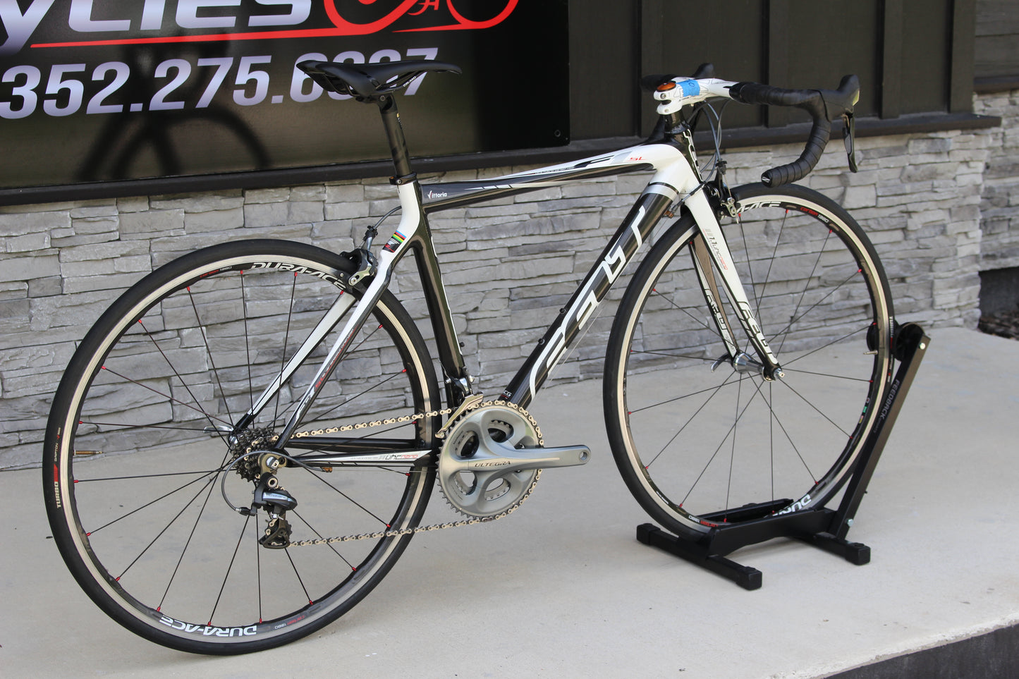 2009 Felt F1 SL - Dura-ace - Superlight 14lbs!