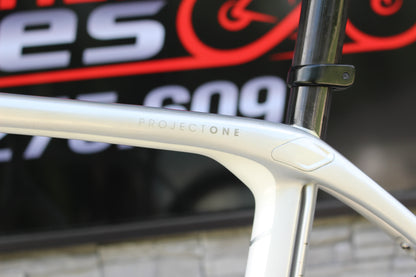 2019 Trek Domane SLR 9 Di2 Disc!- Enve wheels