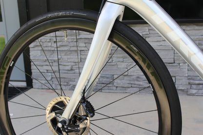 2019 Trek Domane SLR 9 Di2 Disc!- Enve wheels