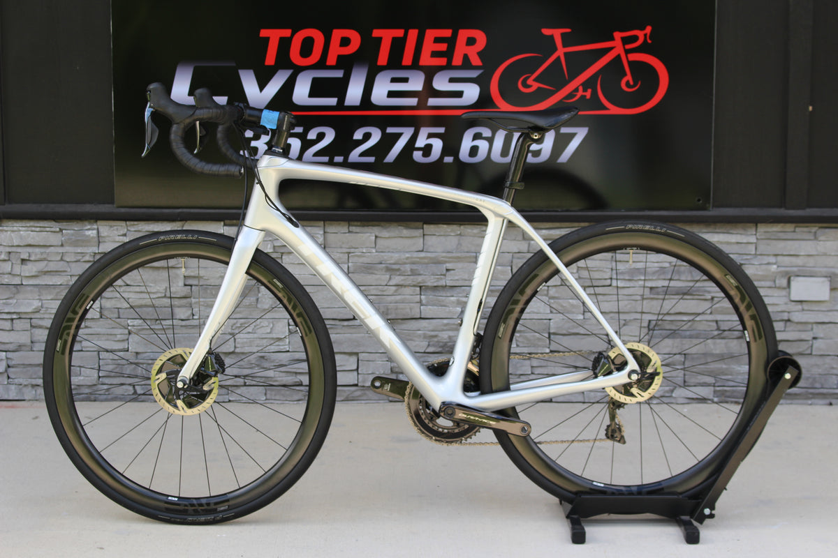 2019 Trek Domane SLR 9 Di2 Disc!- Enve wheels