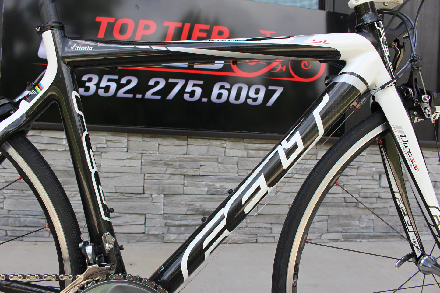 2009 Felt F1 SL - Dura-ace - Superlight 14lbs!