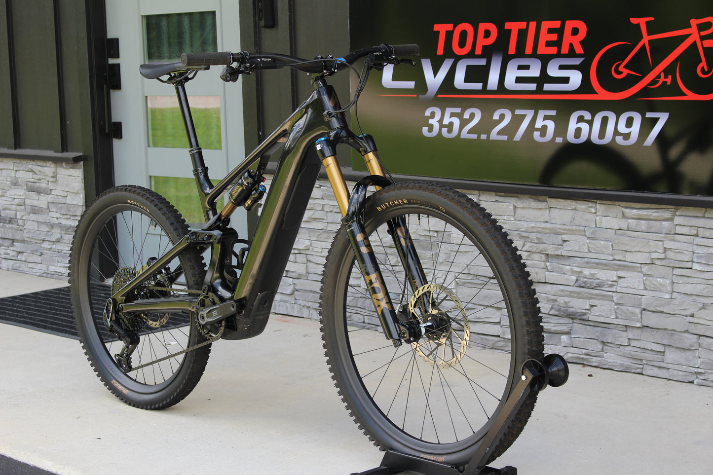 2026 Specialized Levo 4 Pro - Only 124 miles! - Like new!