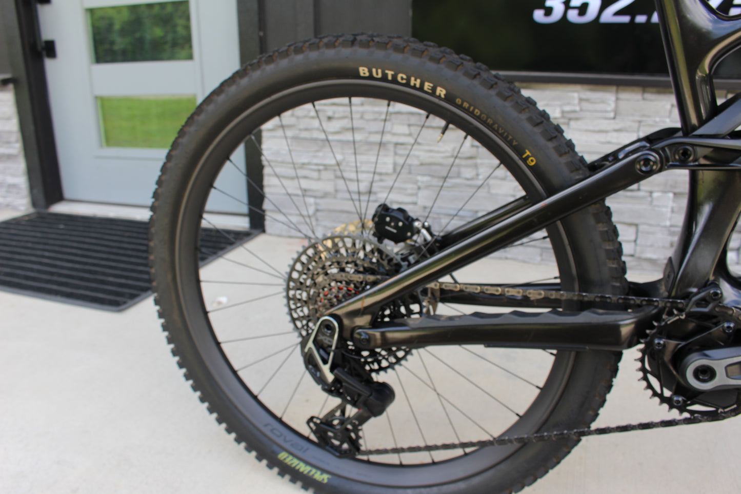 2026 Specialized Levo 4 Pro - Only 124 miles! - Like new!