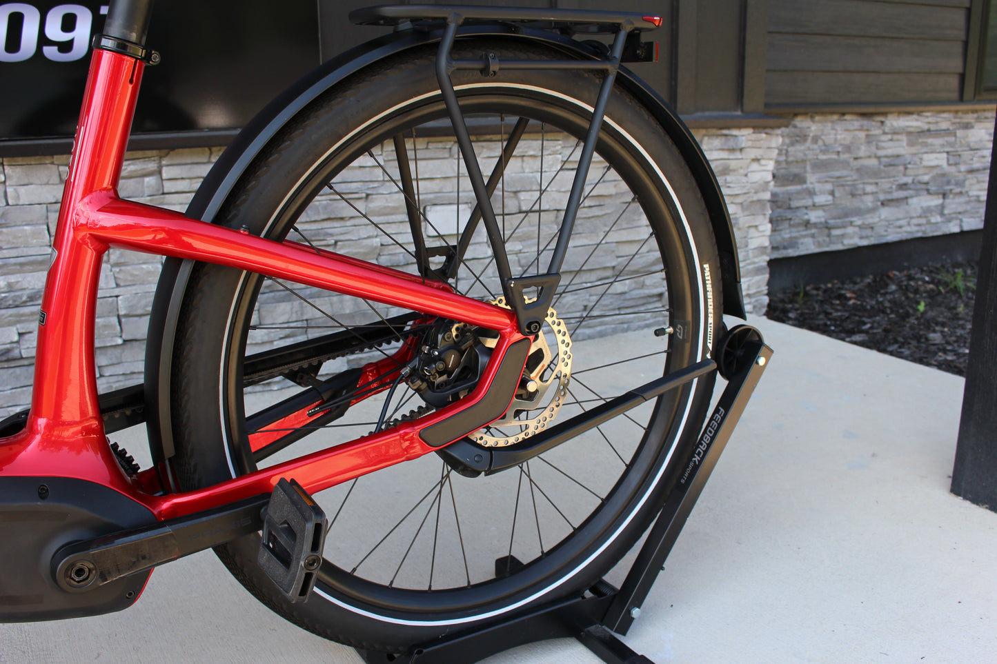 2023 Specialized Turbo Como 3.0 IGH- 244 Miles!- Shop bike!