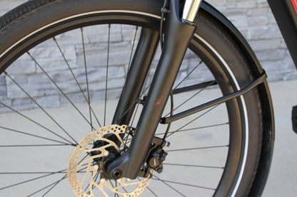 2023 Specialized Turbo Como 3.0 IGH- 244 Miles!- Shop bike!
